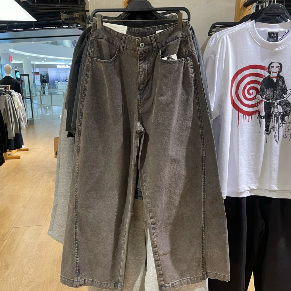 Jeans Baggy BERSHKA MEN Jastip (jasa titip)