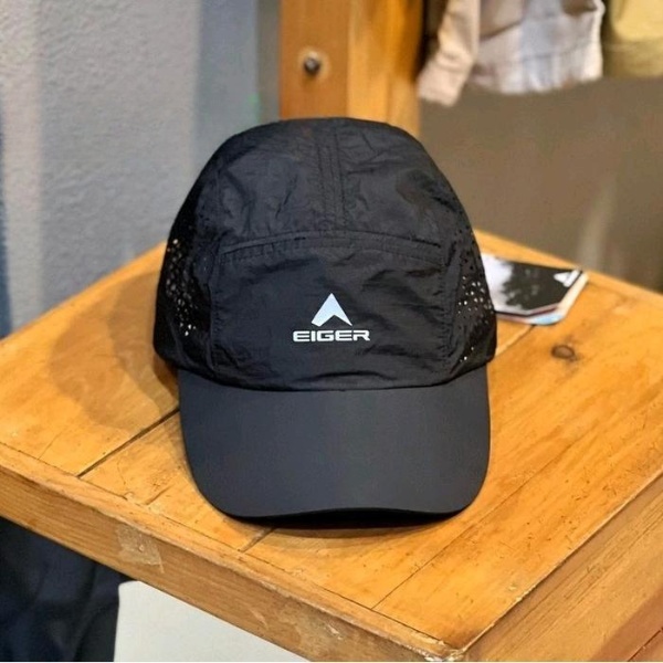 Eiger - Ascending 1.0 Cap _ Hitam & Putih