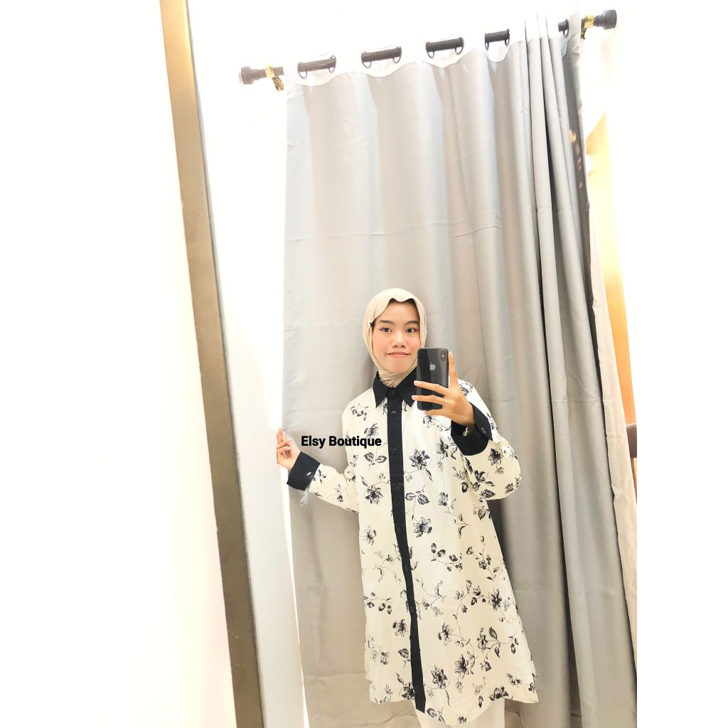 Kemaja Tunik hitan putih motif bunga bahan Katun Jepang by Elsy Boutique