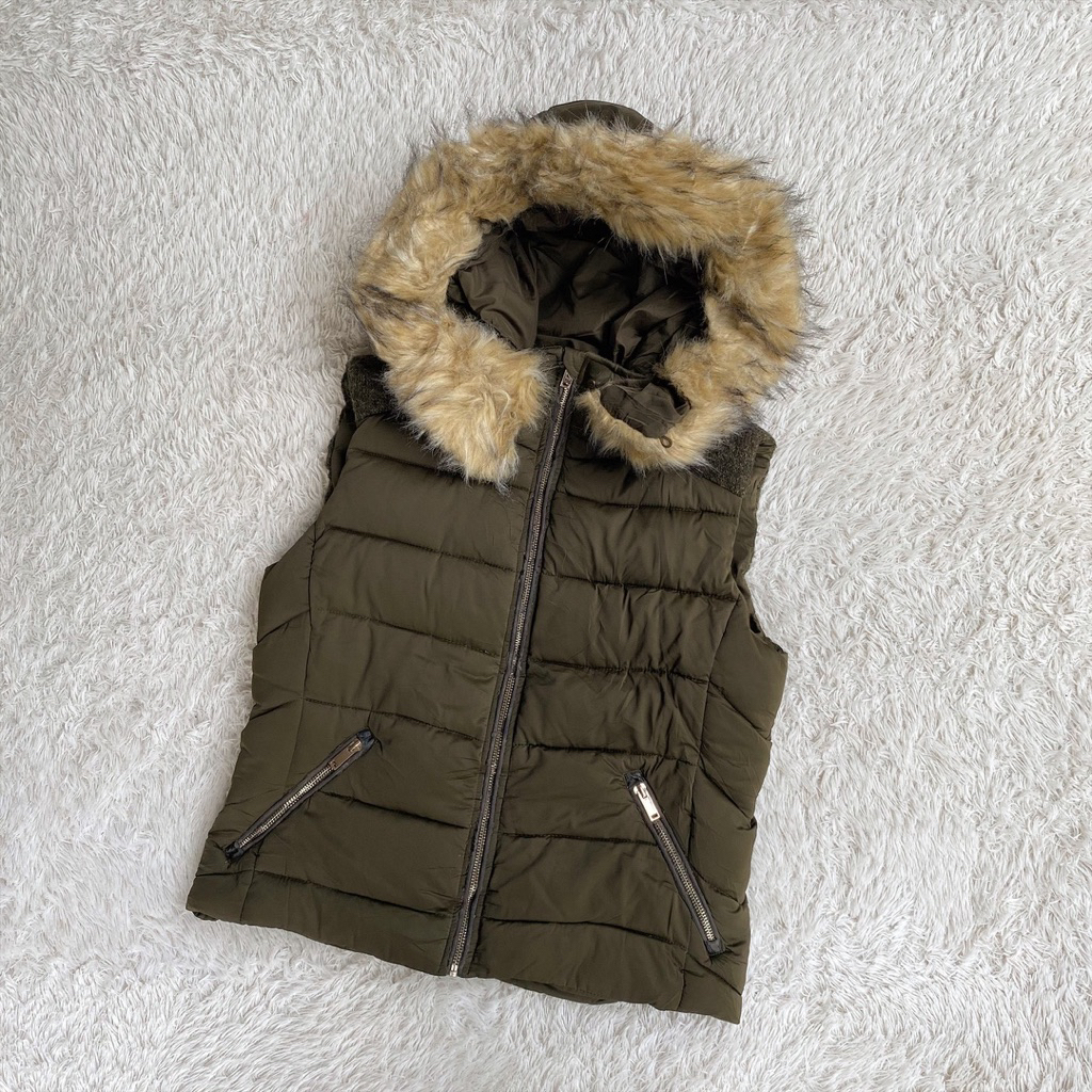 Zara Trafaluc Outwear Down Vest Rompi