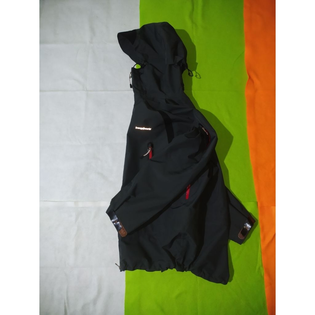 jaket outdoor gopcore trangoworld