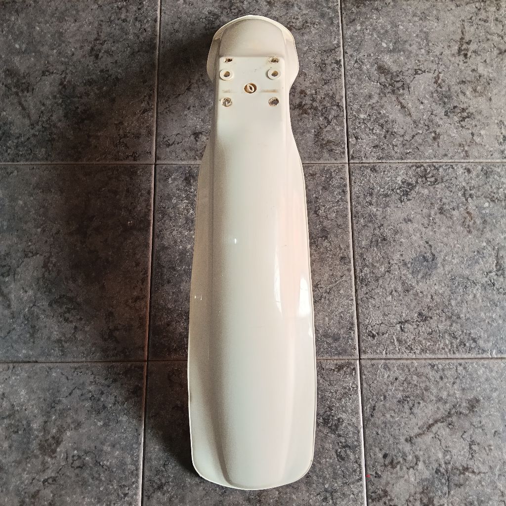 Spakbor Depan Slebor Depan Suzuki TS125 ORIGINAL SGP