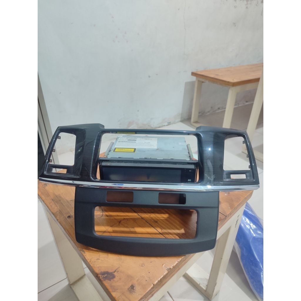 frame head unit bawaan fortuner 2014 frame head unit bawaan toyota fortuner 2014 cover head unit toy