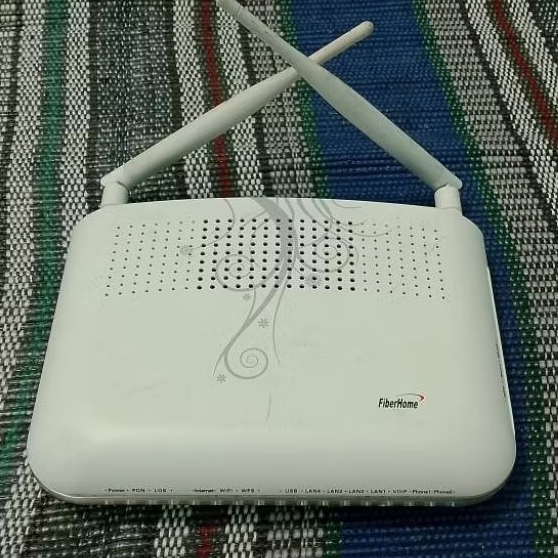 Router Fiberhome Batik AN5506-04-FS