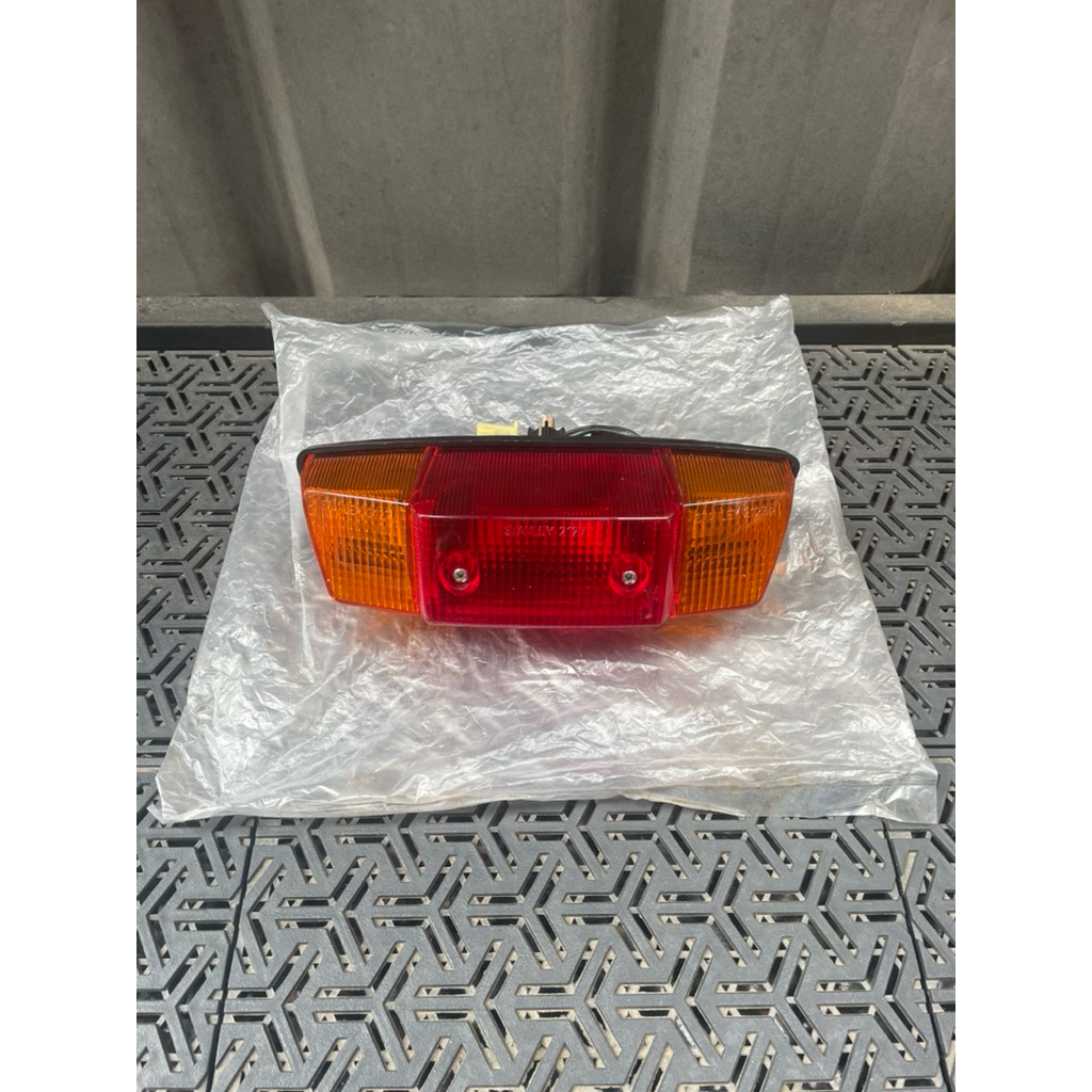 Stoplamp Suzuki RGV 150 Megatone Original