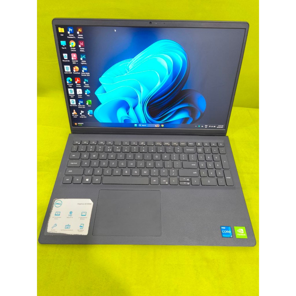 LAPTOP DELL INSPIRON 15 3511 CORE i7-1165G7 i7 GRAFIK NVIDIA GEFORCE MX350 RAM 16GB SSD 512GB