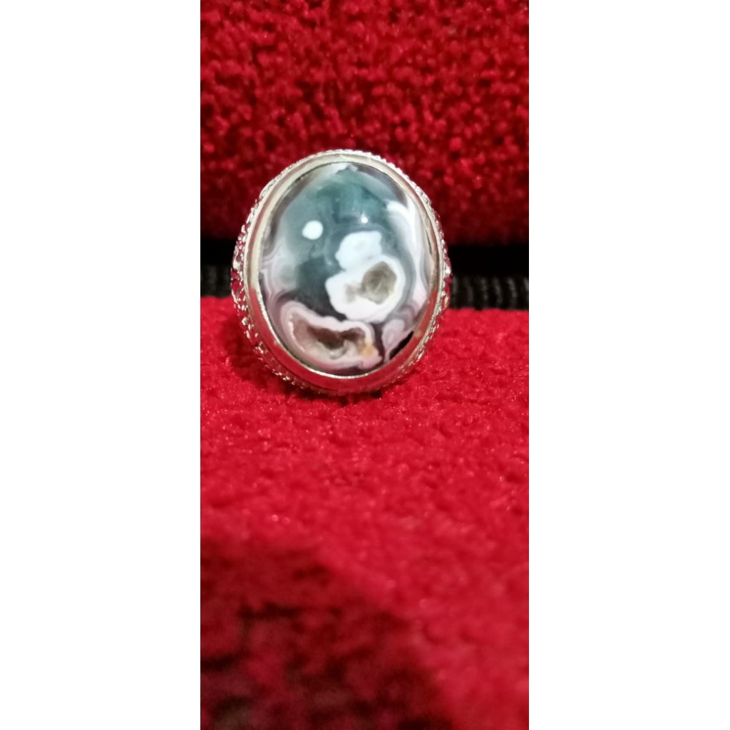 batu akik karang Nunggal motif antik