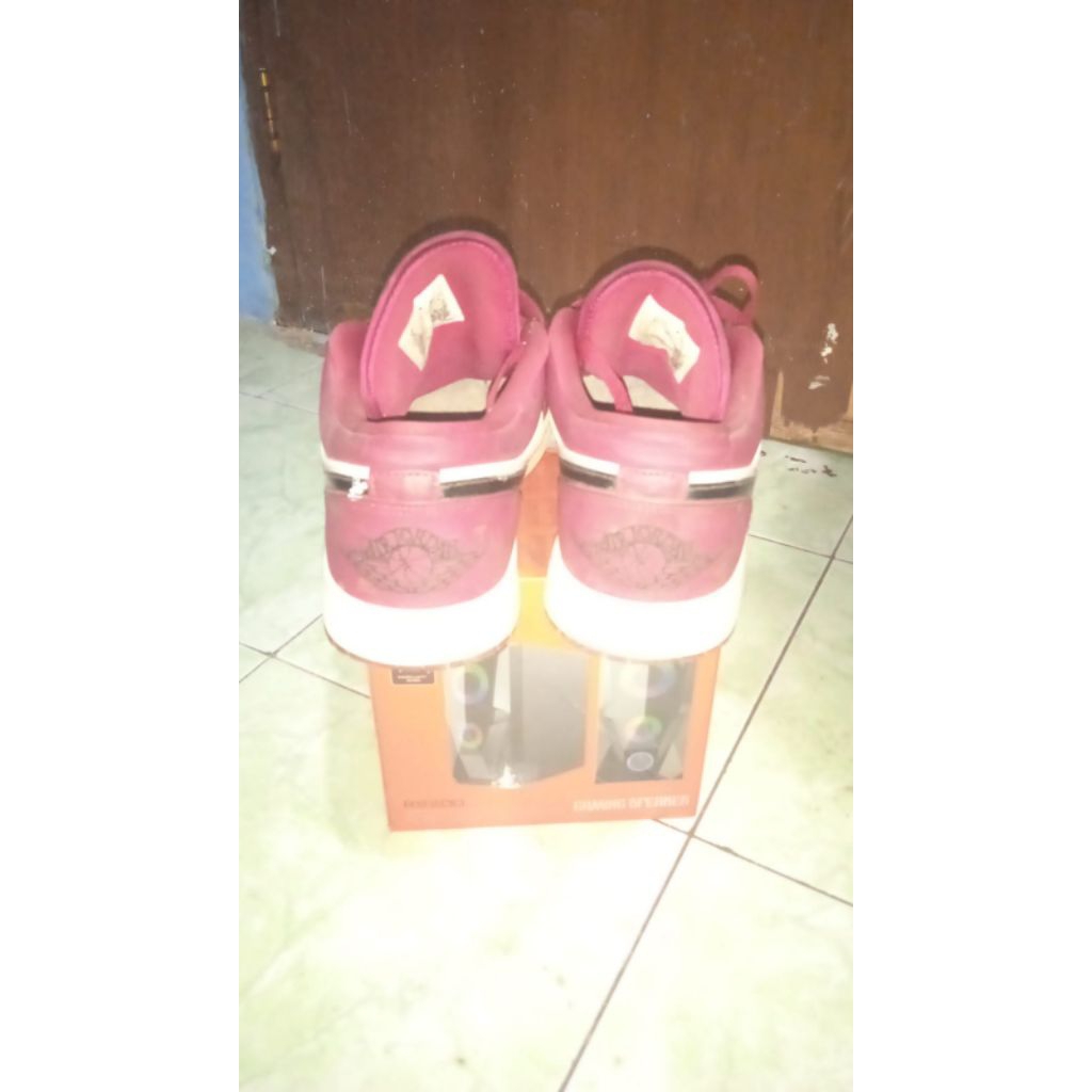 Nike Air Jordan 1 Noble Red