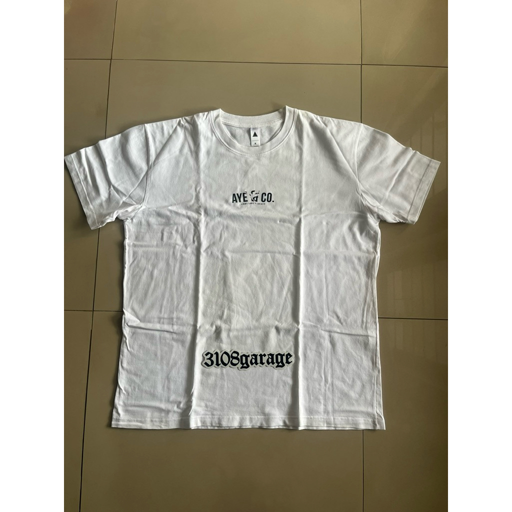 T-shirt tee aye & co denim white size xlarge good condition