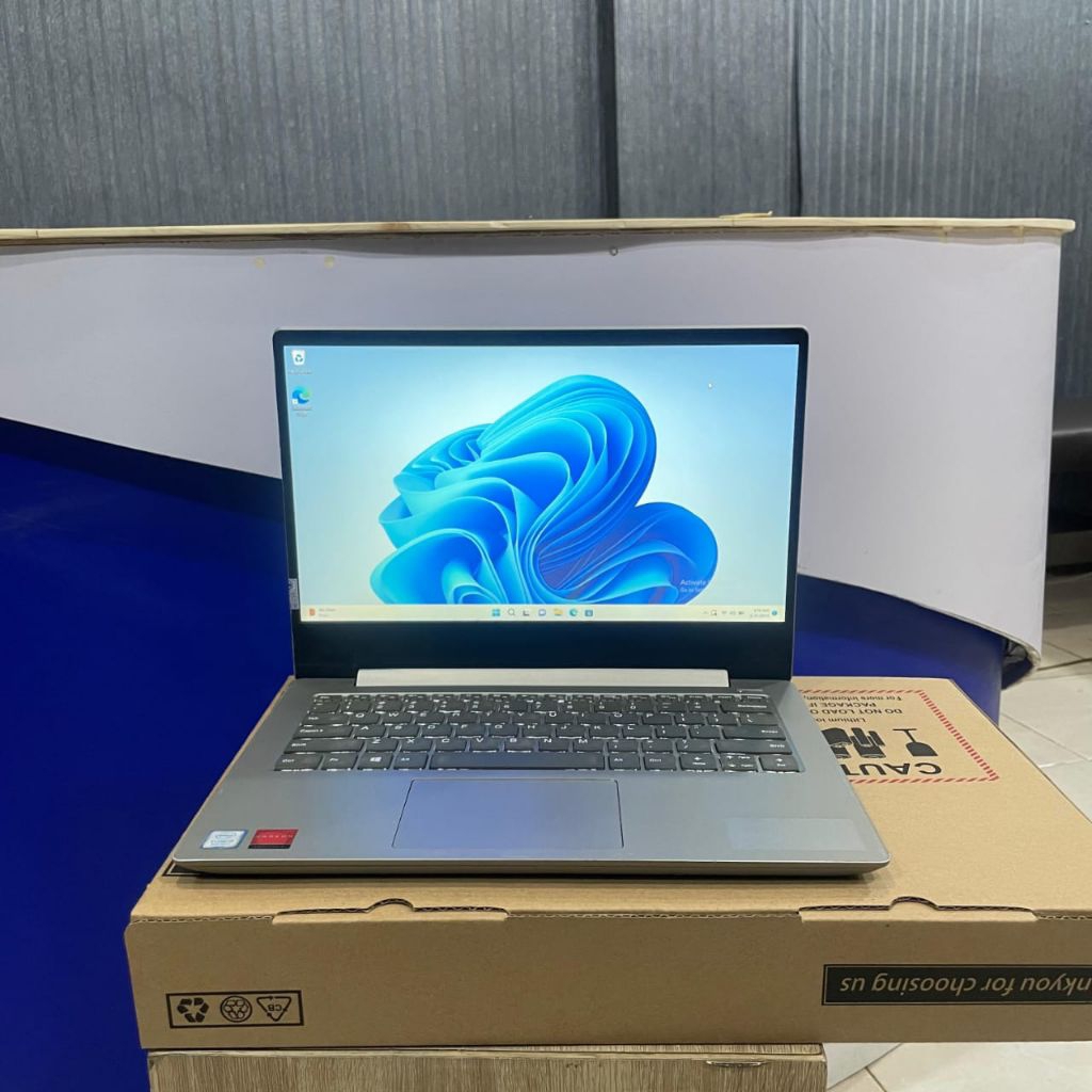 Laptop Lenovo IdeaPad 330S, Core i5-8250U, Gen 8Th Ram 8Gb SSD 256Gb Dualvga Amd Radeon 530 Series 2