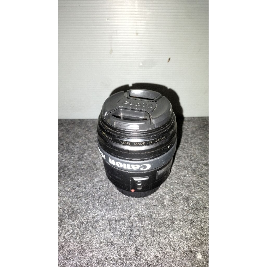 lensa Canon 85 mm f 1.8 fix