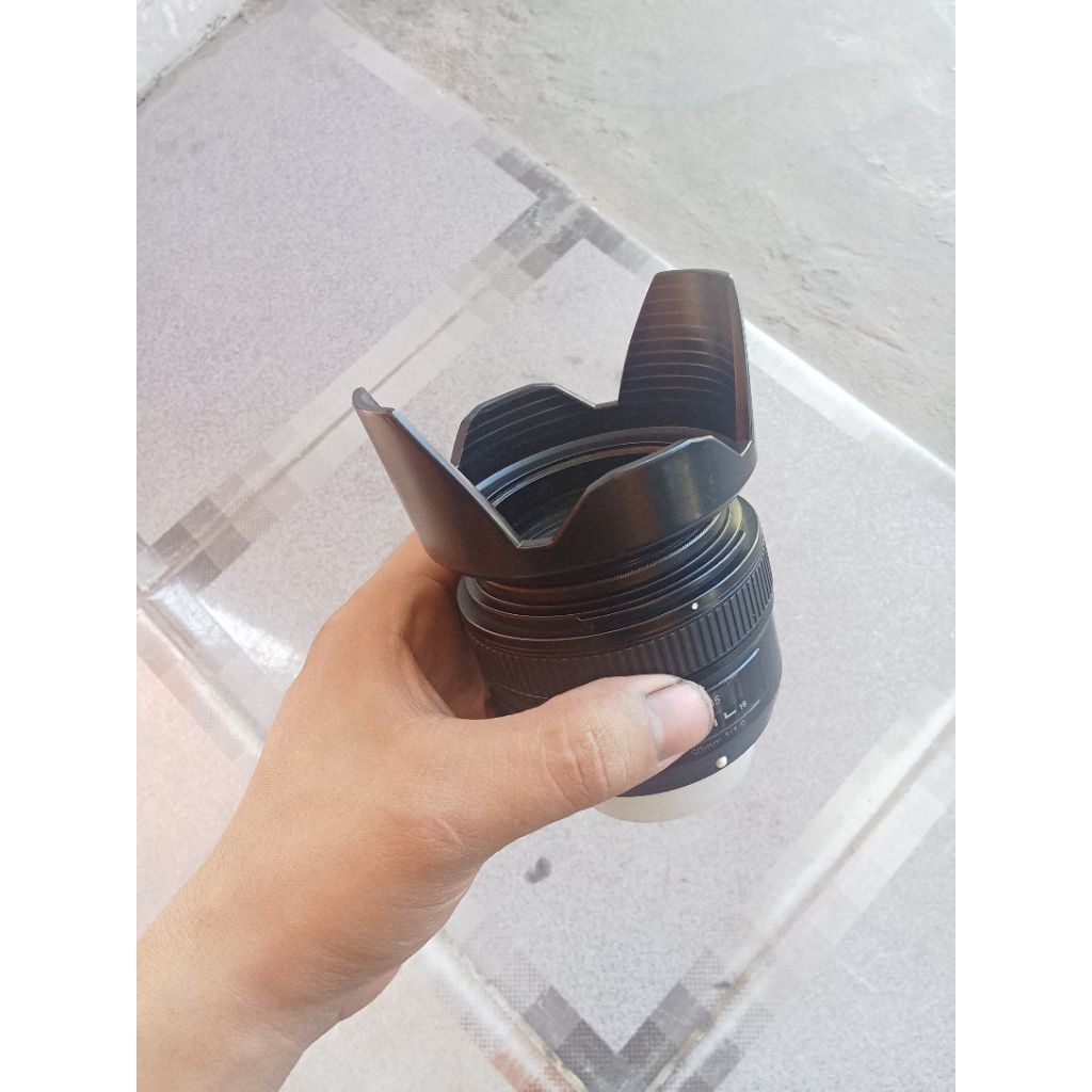 lensa fix yongnuo fornikon