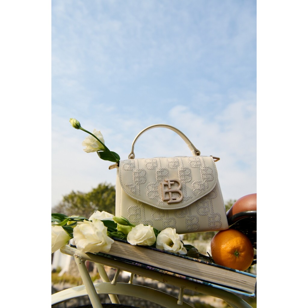 Everbest Orlie Beige Tas Bahu Kulit Monogram (NEW&ORIGINAL)