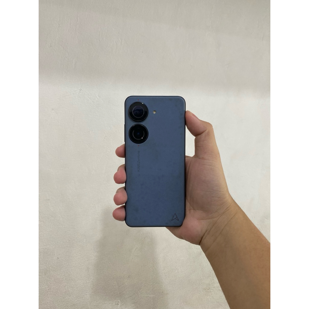 Asus Zenfone 10 8/128 Gb Second