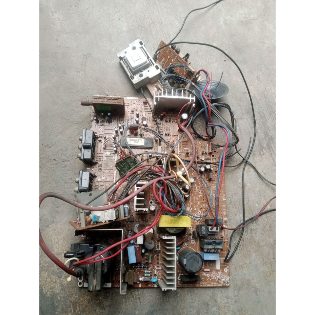 mesin tv LG slim  29" mati masih utuh foto aslinya