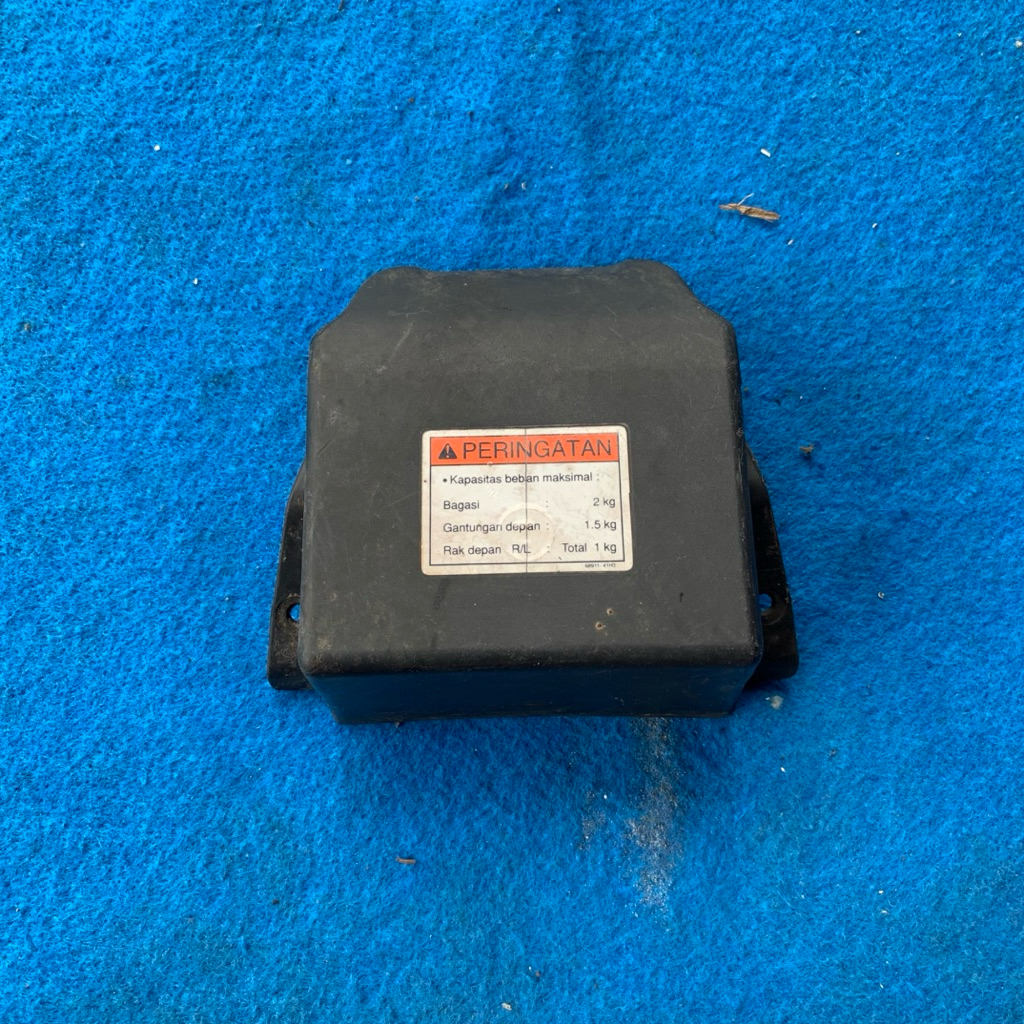 Cover Tutup Aki Suzuki SkyDrive Barang Copotan motor Original Second