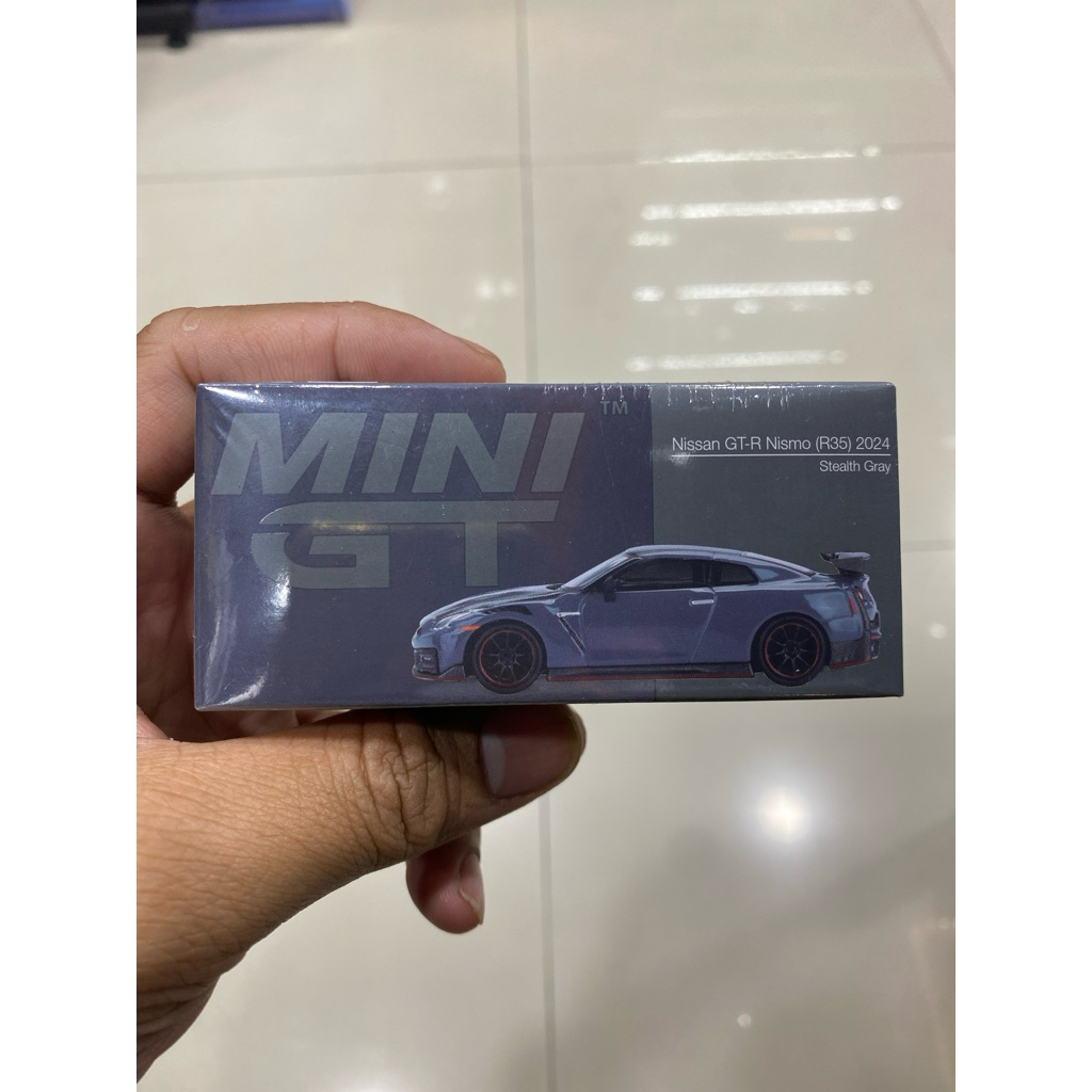 MINI GT 868 NISSAN GT-R35 Nismo Stealth Grey 2024