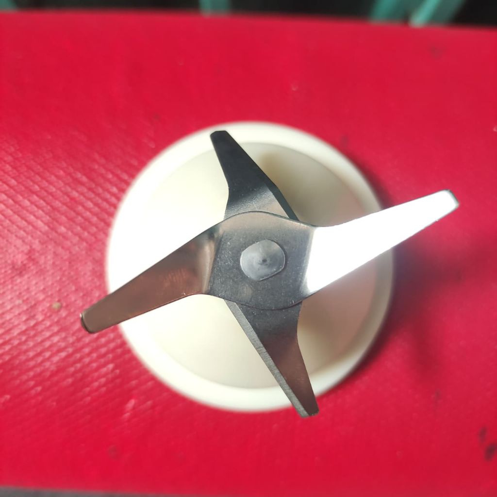 Monting Blender Cosmos Mata Pisau 4