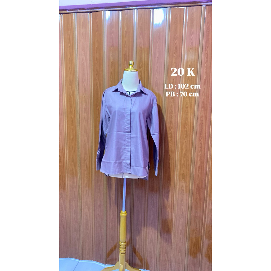 Kemeja wanita ungu