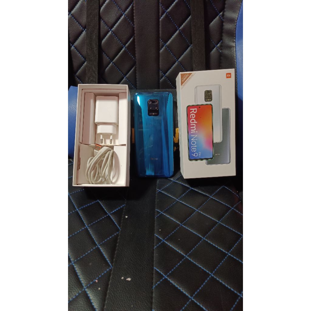 Redmi not 9 pro Ram 6/64 
Normal siap pake  lcd masih ori Rom udah costume responsif+ ringan banget