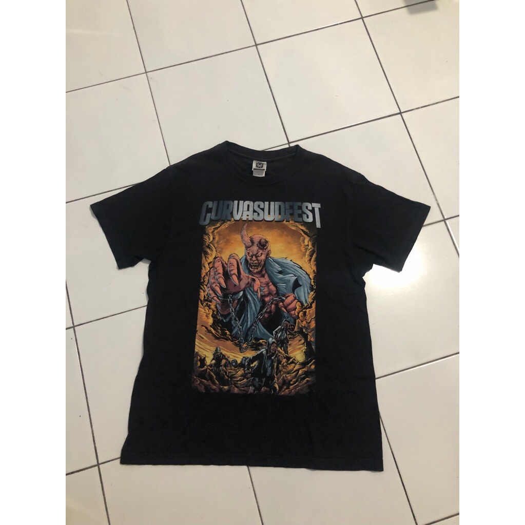 tshirt curvasudfest size l