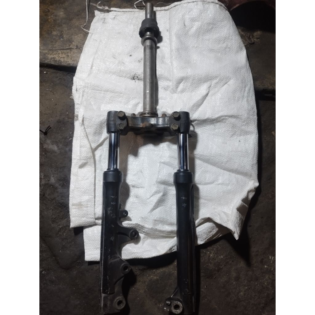 shock depan set segitiga Yamaha Mio soul GT 125 LED