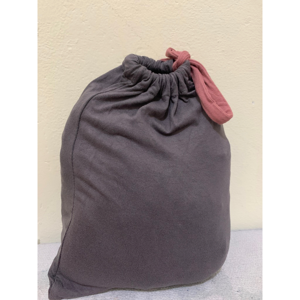 preloved mikhadou stretchy wrap