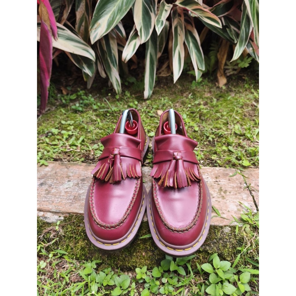 Dr. Martens  Adrian Tassel Oxblood Quilon (MIE)