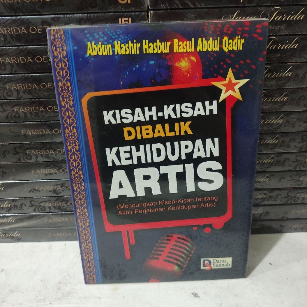 BUKU MURAH : KISAH-KISAH DIBALIK KEHIDUPAN ARTIS