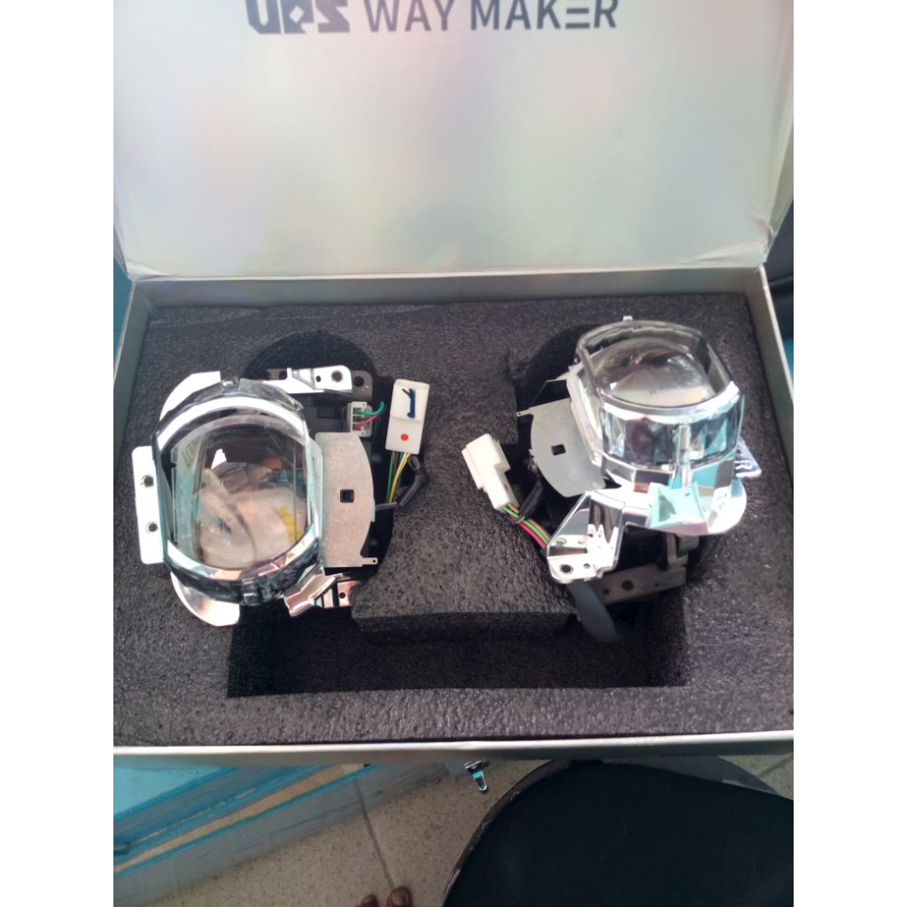 lampu depan Pajero sport 2018 procektor Pajero sport