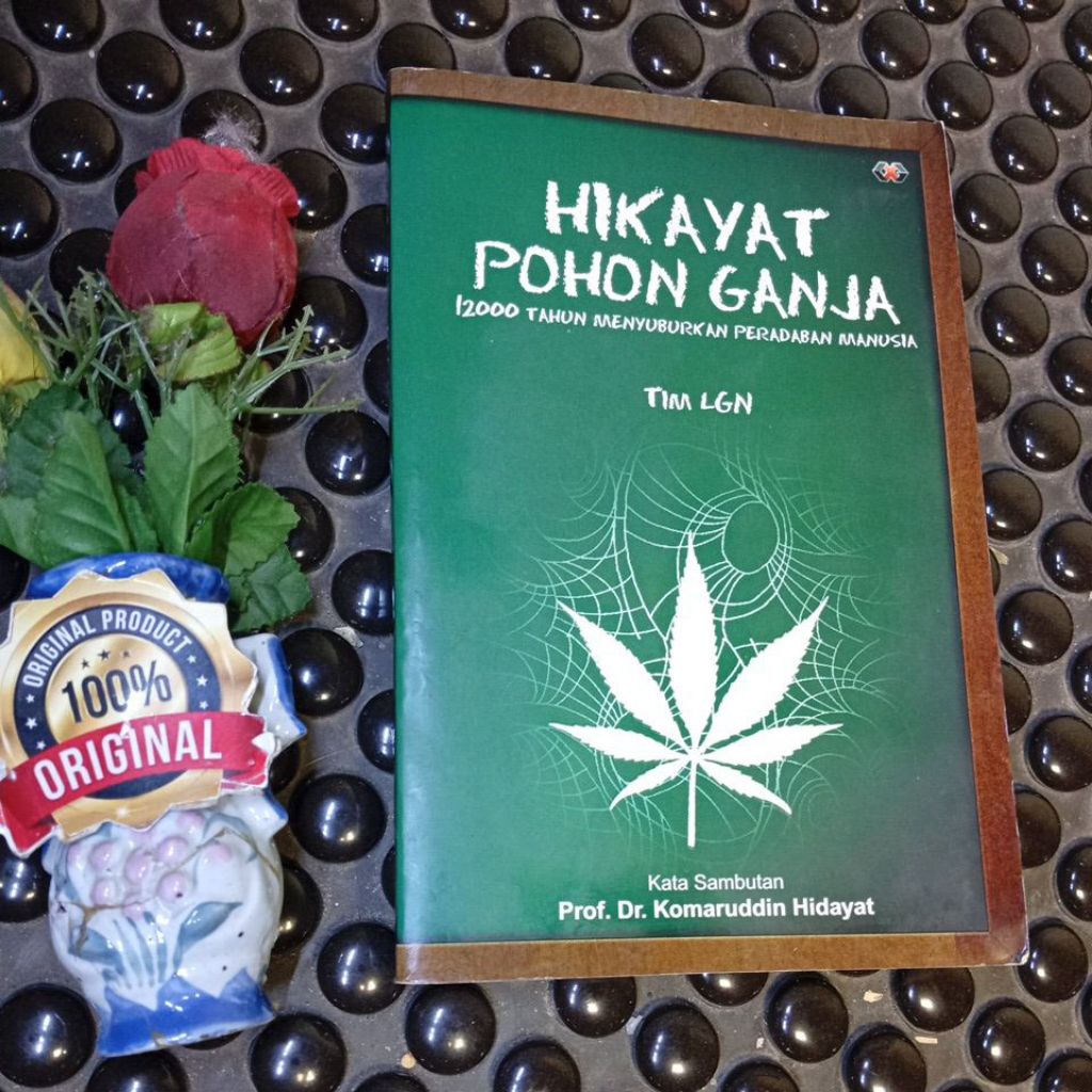 Buku Hikayat pohon ganja Original