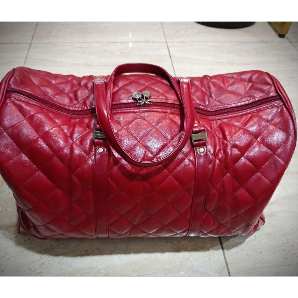 Preloved Tas Travel Merah Capriasi