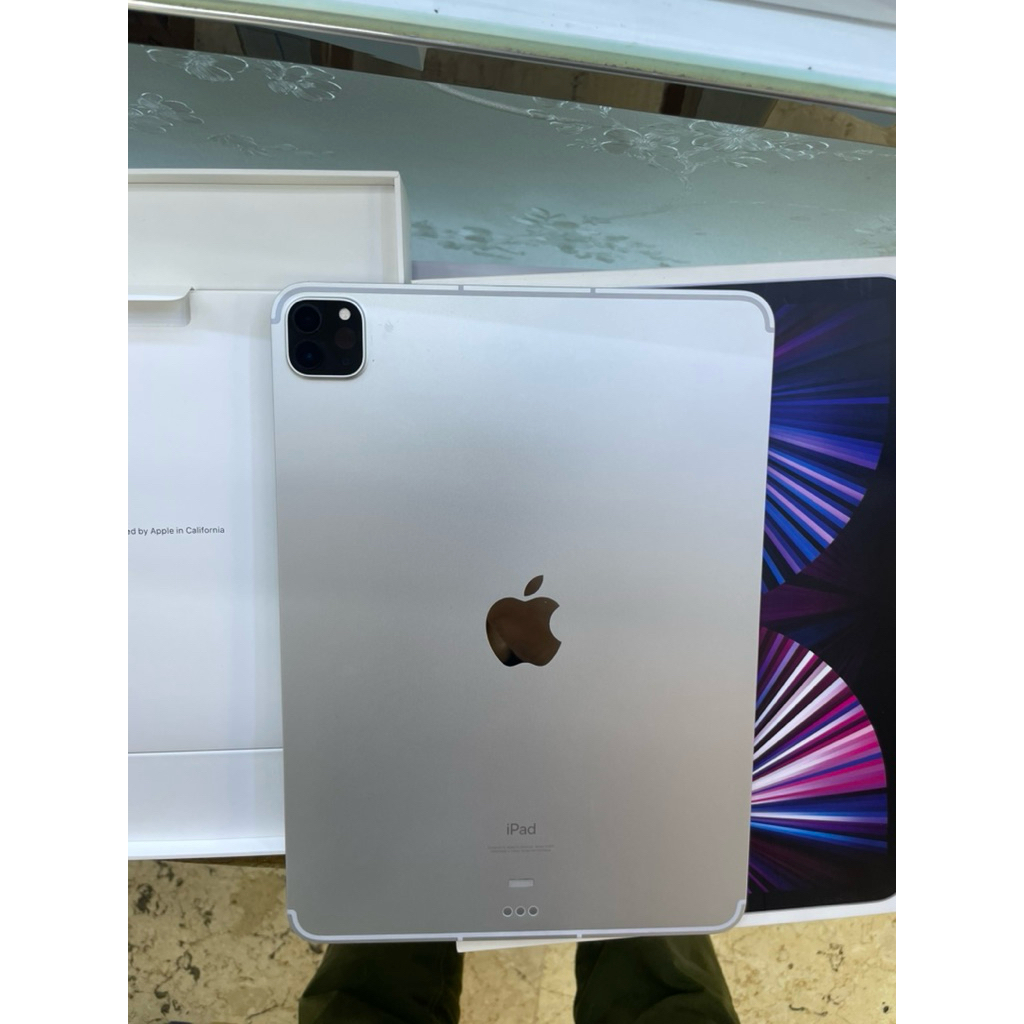 (ibox) Ipad Pro M1 11-inch 256gb celuler+wifi 256 bekas second original fulset