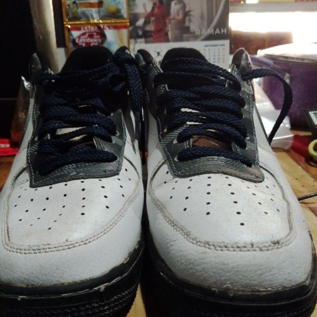 sepatu NIKE AIR FORCE 1