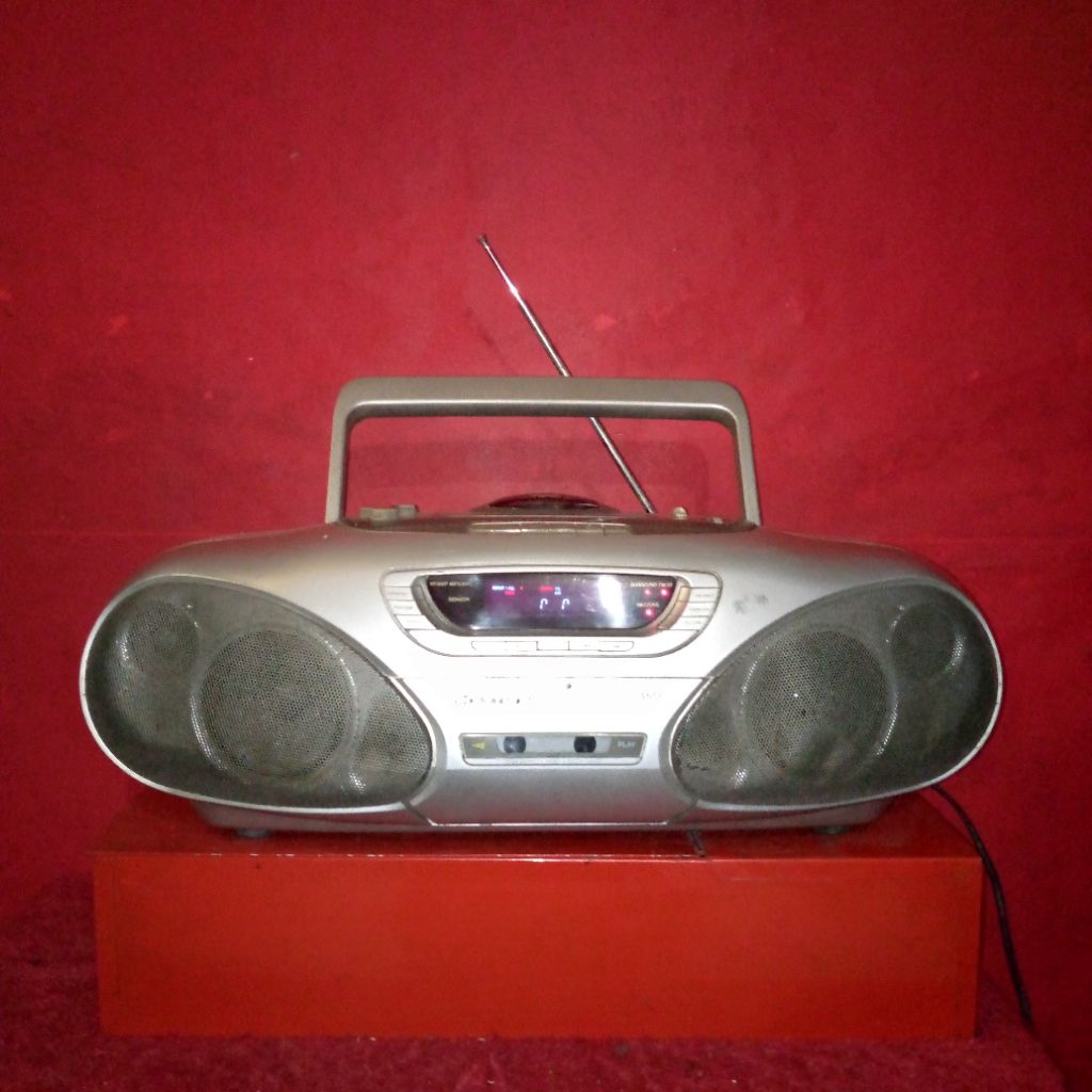 radio jadul POLYTRON