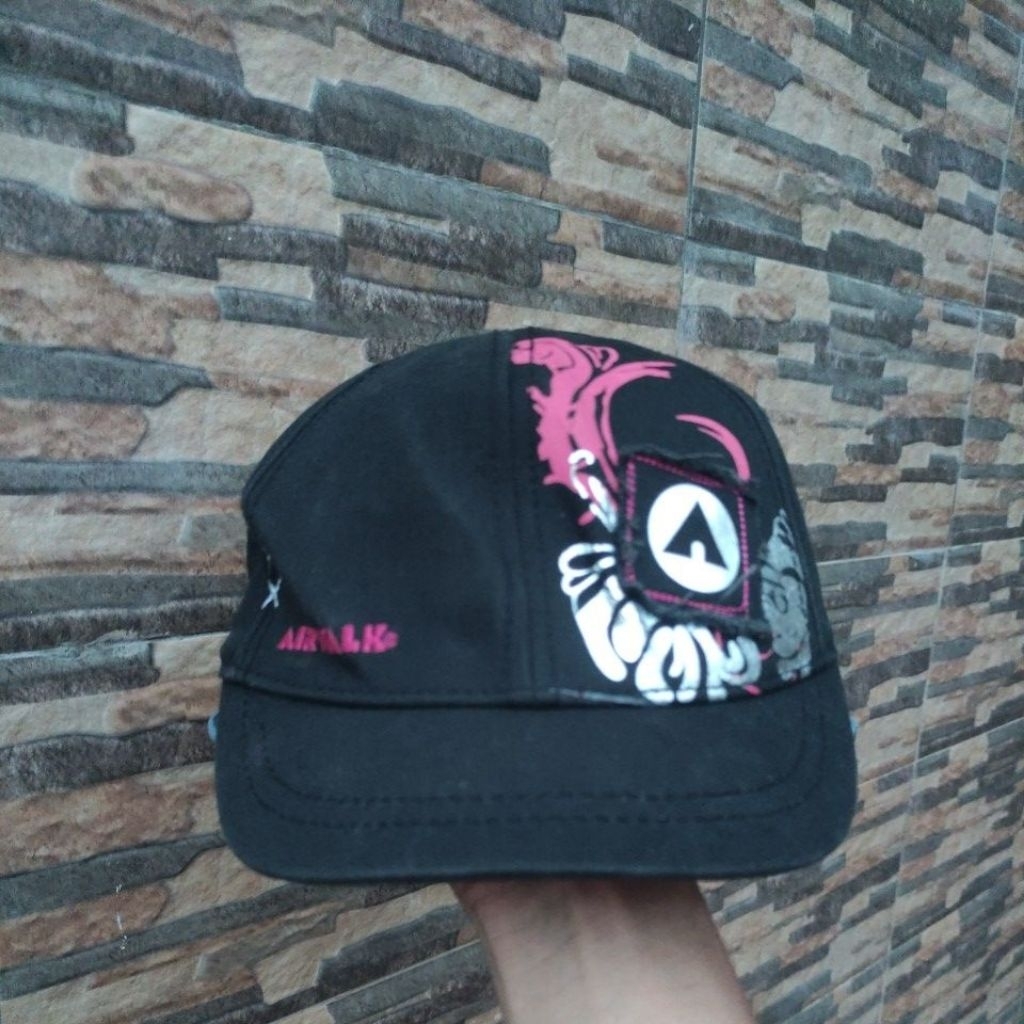 Topi airwalk