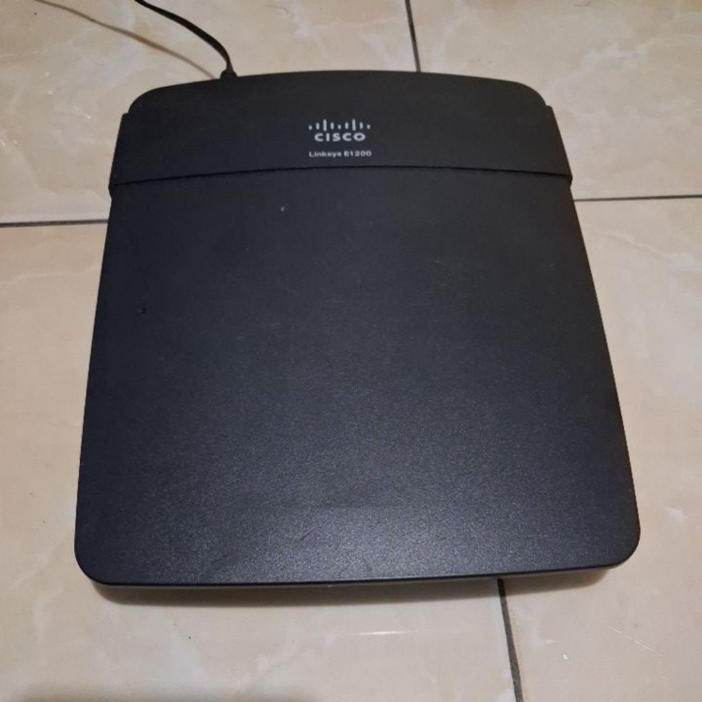 CISCO Linksys E1200