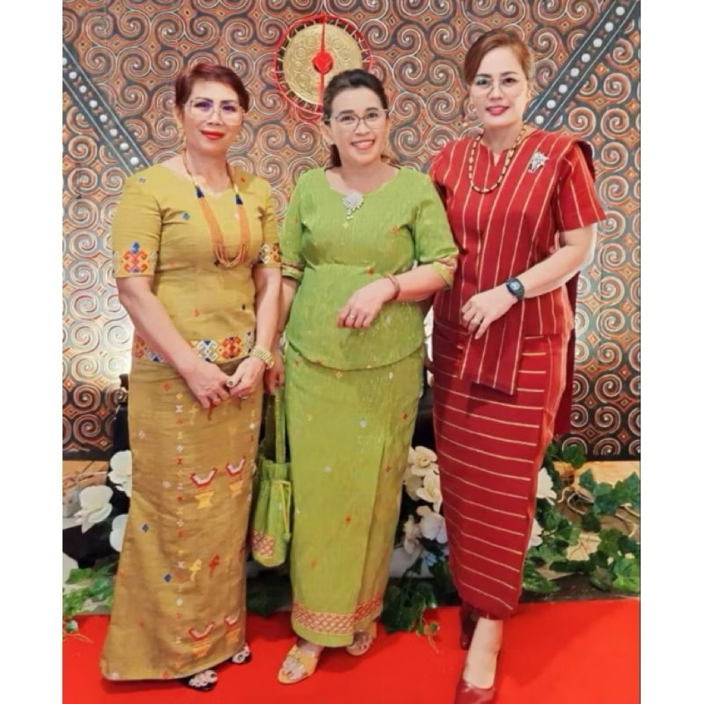 Baju Tenun Wanita Setelan Atas Bawah Wanita Tenun Set Lurik Dan Toraja