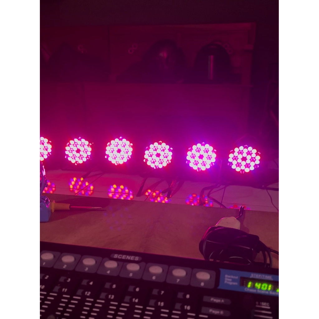 Par Led 36 RGB + Mixer Par Led 512/192 Red Sun