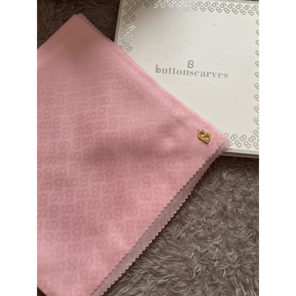 Tapis Embossed Everyday BUTTONSCARVES -pale pink