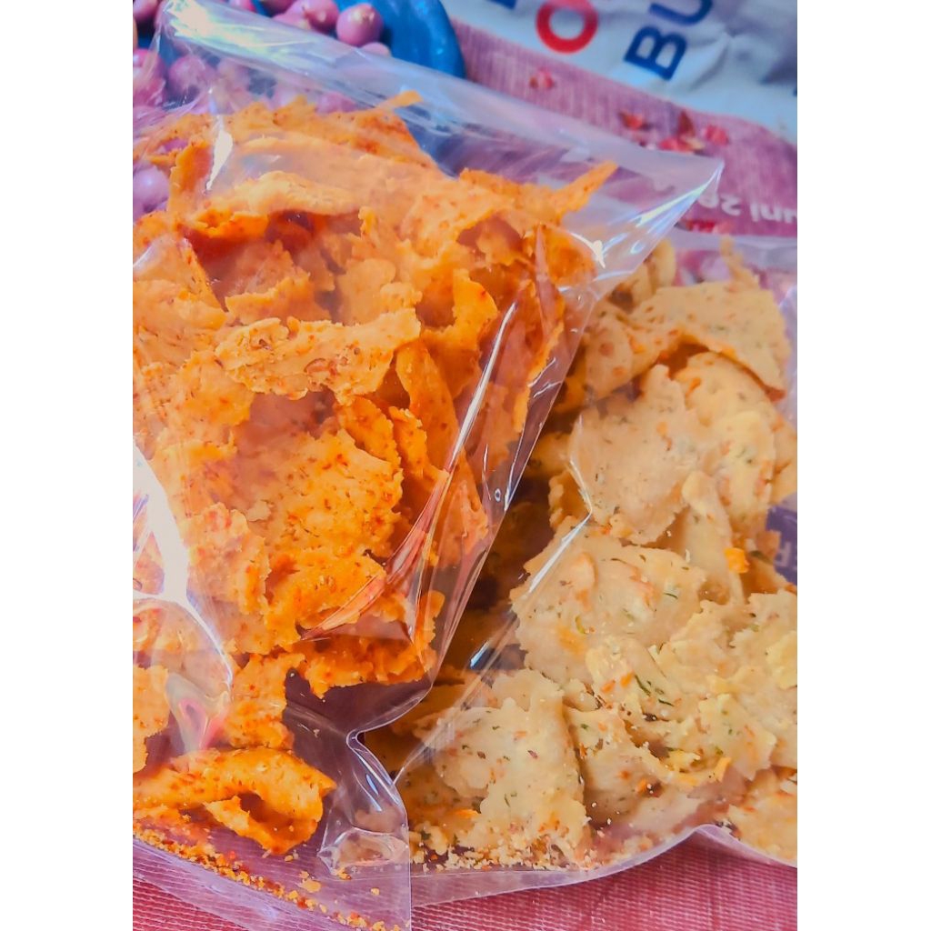 keripik bawang original / pedas / daun jeruk / daun seledri