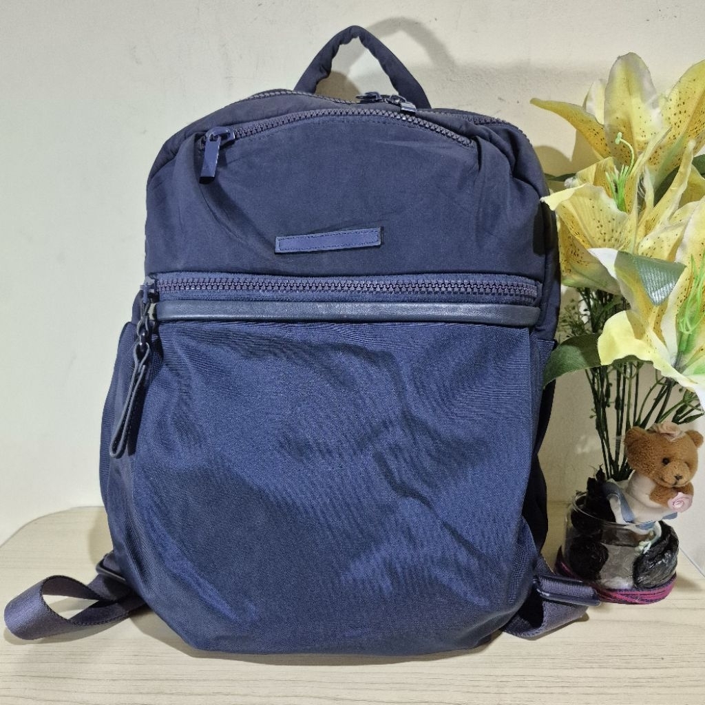 Tas Ransel Nylon wanita Mandarina Duck Preloved