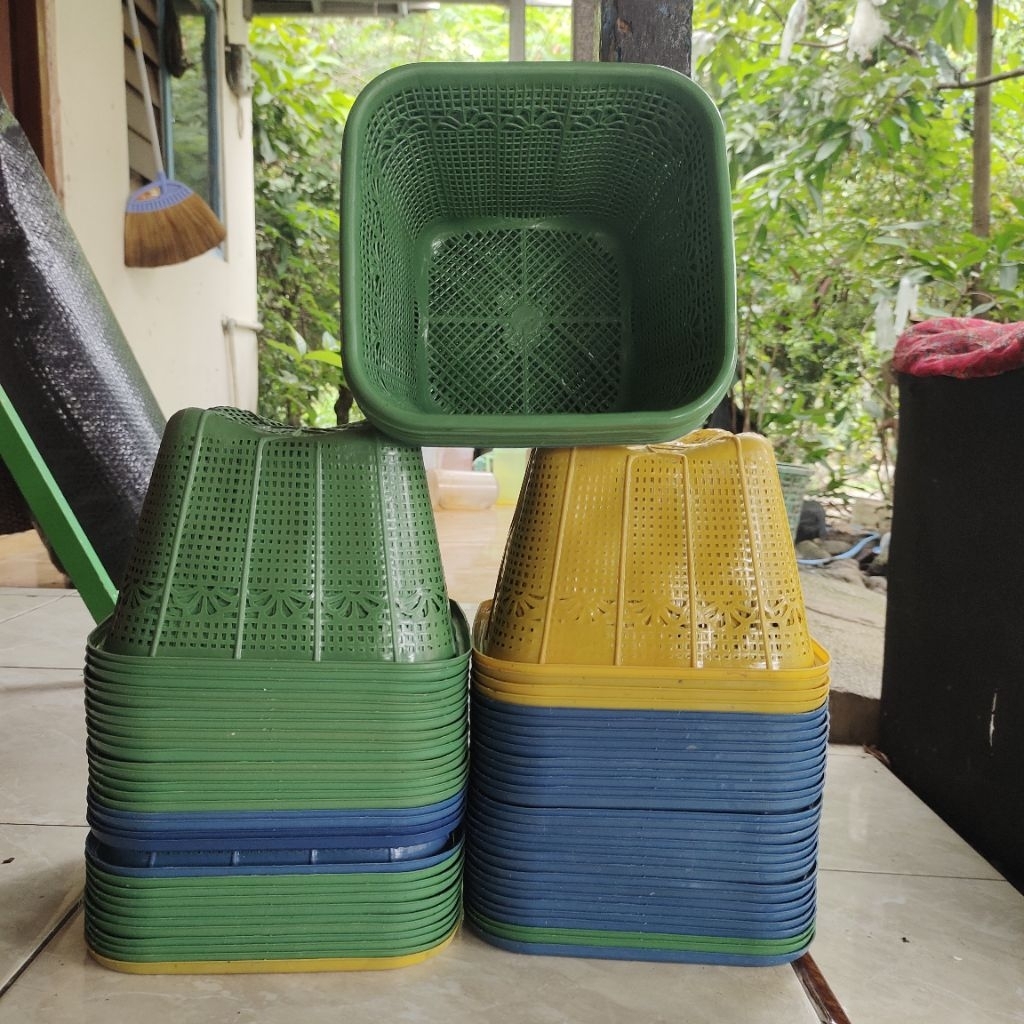 Wakul plastik / ceting plastik/ Besek Plastik/ Wakul Hajatan