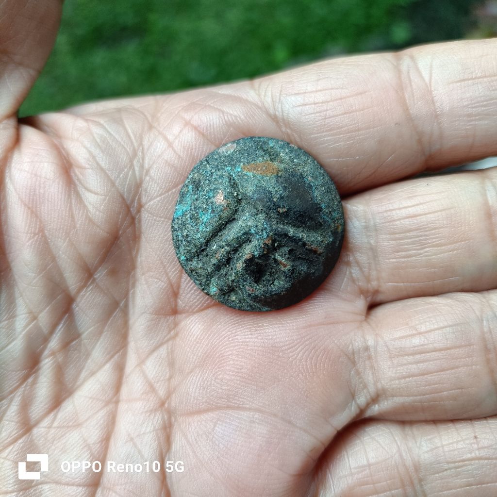 koin sandi perunggu era Majapahit 01