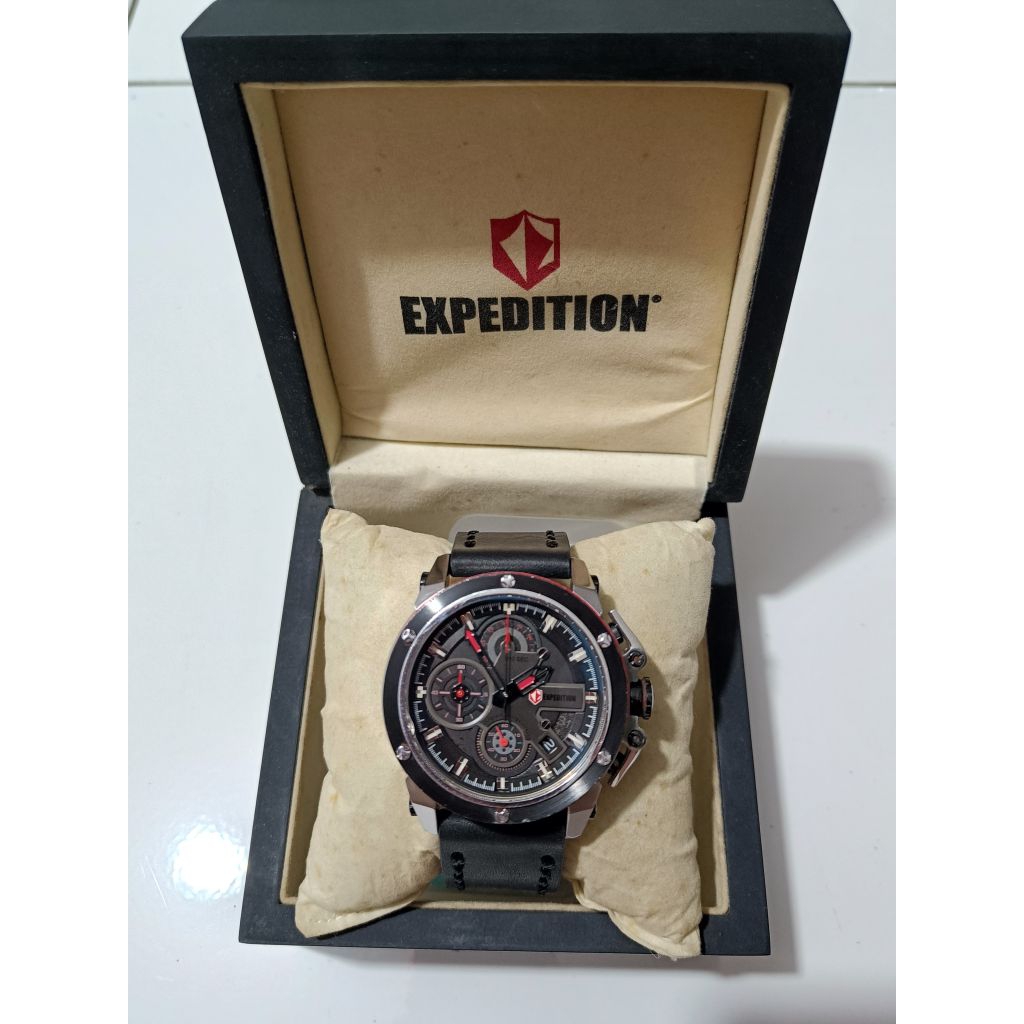 Jam expedition E6603M original bekas bagus normal semua siap pakai lengkap box