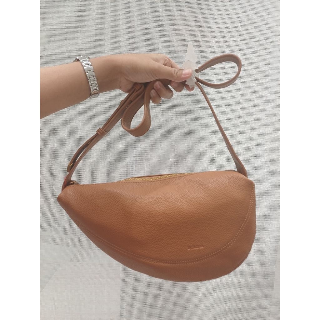 Tas Sling Bag Wanita BELLEZZA 6070 Original Depstore Mall Ori Tas Selempang  Wanita