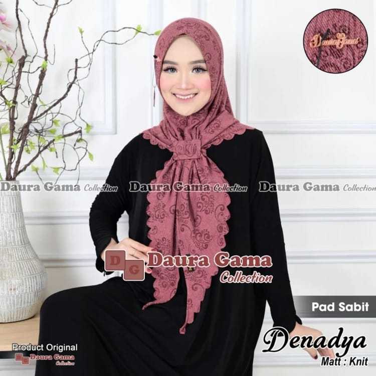 terlaris Kerudung segitiga simple Denadya hijab instan motif free gesper original By Daura Gama