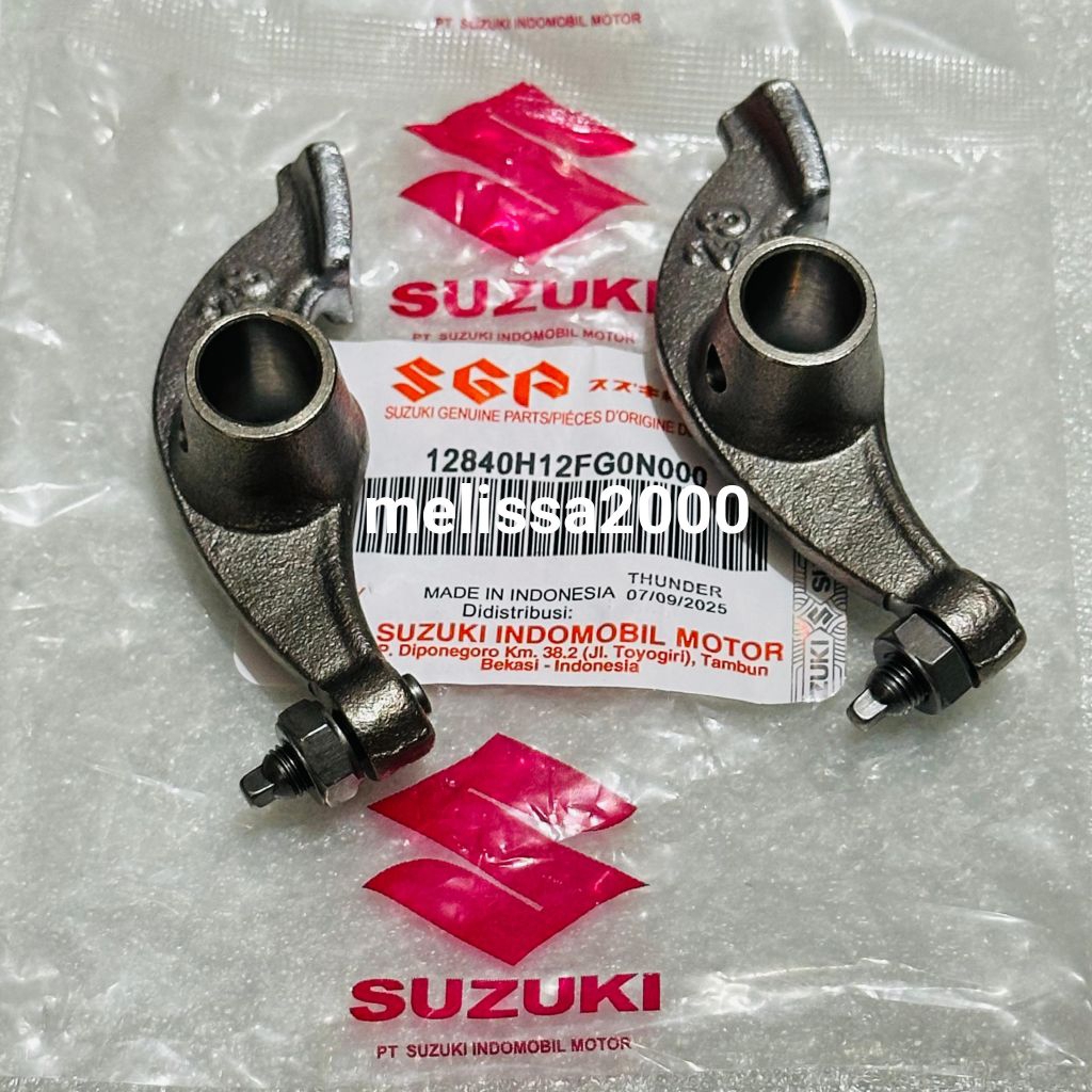 Platuk klep IN EX Suzuki Thunder 125 125 SGP Original