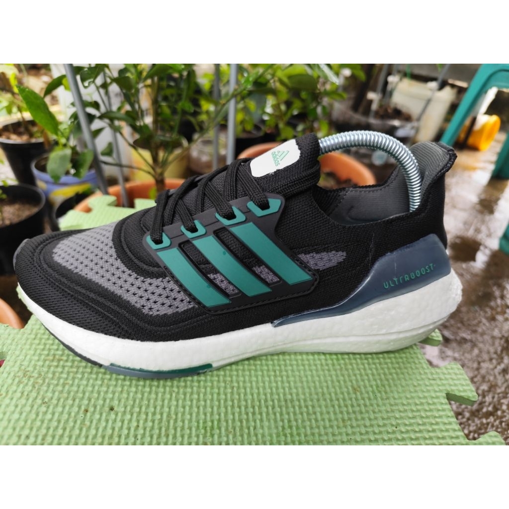 Sepatu Adidas Ultraboost 23 Black Green