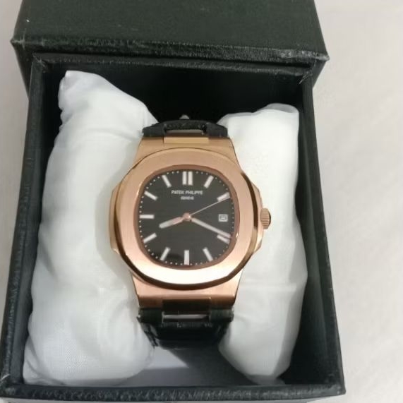 Preloved jam tangan automatic Patek Philippe.